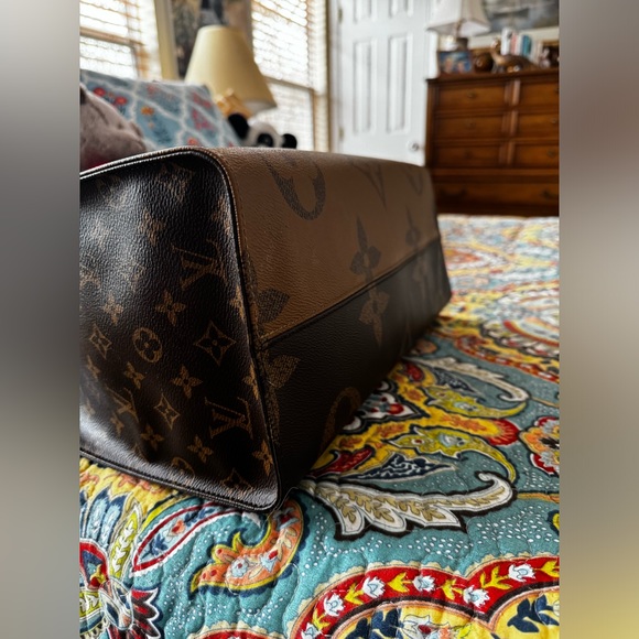 Louis Vuitton Tote Bag “On the Go Gm” For Sale - Picture 8 of 11